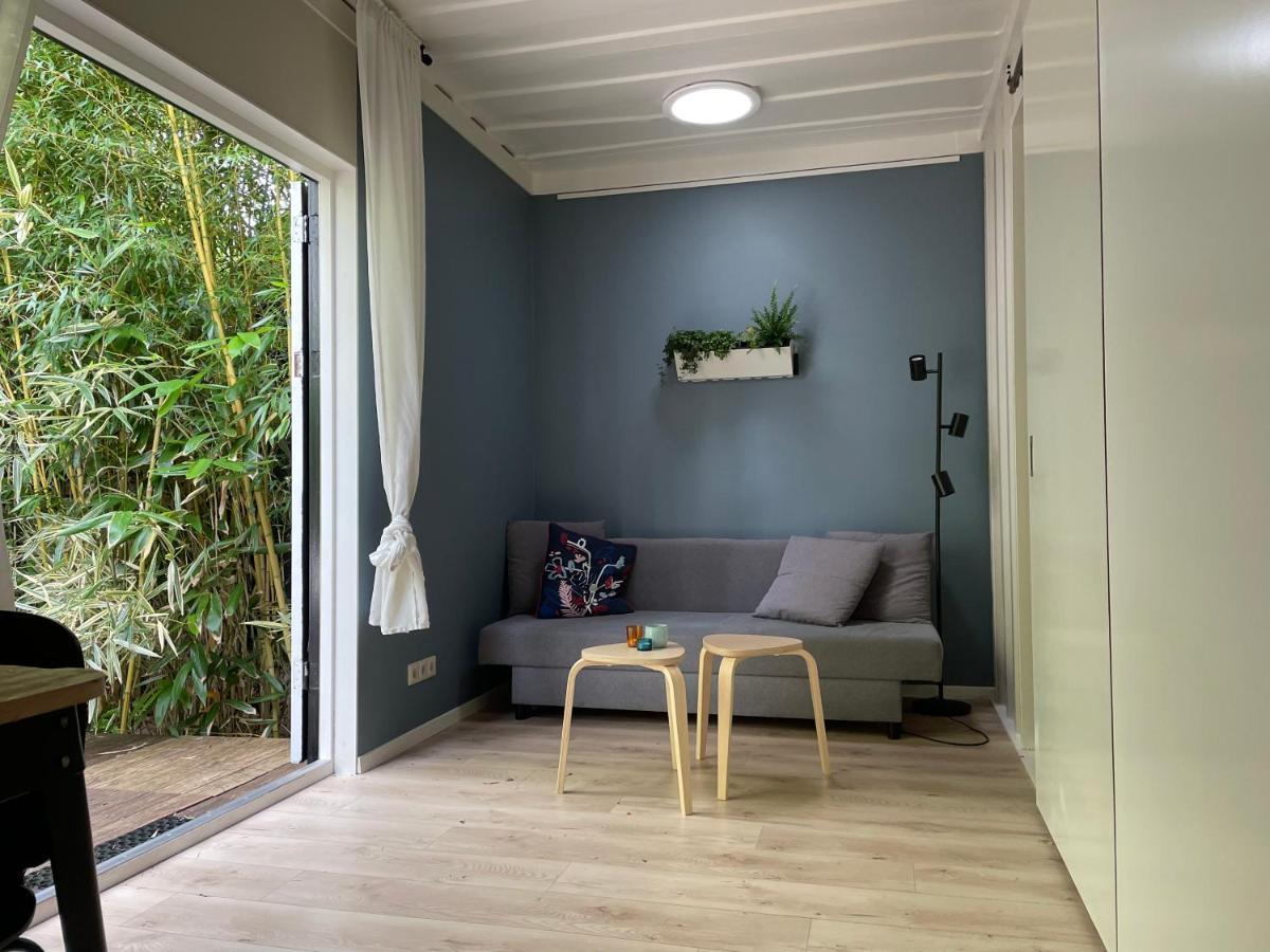 Tiny-House Van Zeecontainers Bij Het Bos Oranjewoud Exterior foto